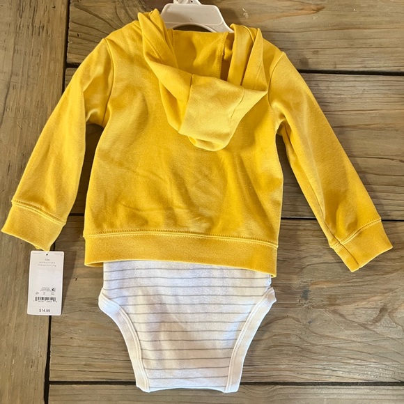 Carter’s Yellow Lion Hoodie 2-piece Set - Picture 5 of 5